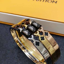 Picture of LV Bracelet _SKULVbracelet11ly6911356